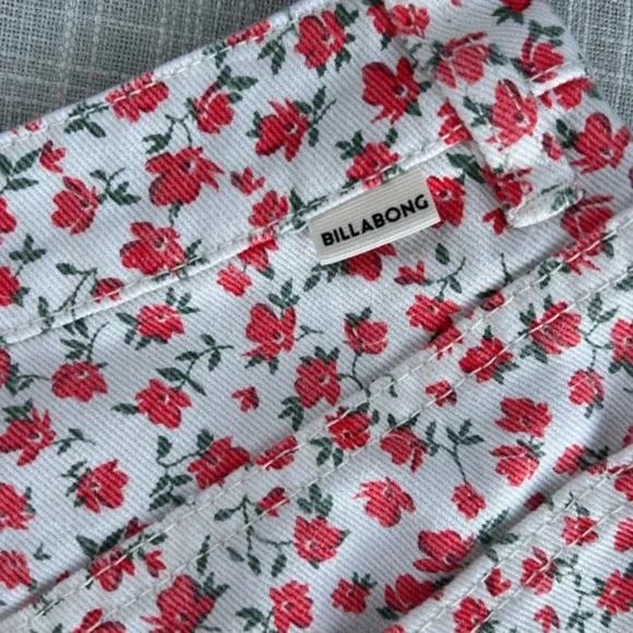 Billabong Cute As A Button Floral Mini Skirt - Picture 6 of 6